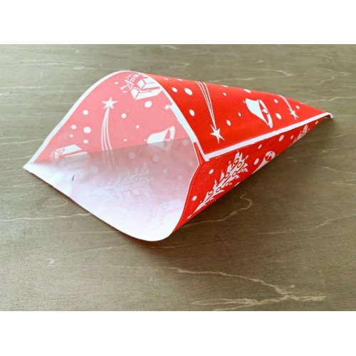 他の写真3: ドイツ　クリスマス柄の三角袋　赤　5枚セット