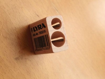 画像2: LYRA リラ 木製２穴ミニ鉛筆削り
