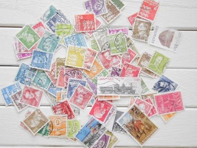 画像1: デンマーク切手100枚入りパケット 